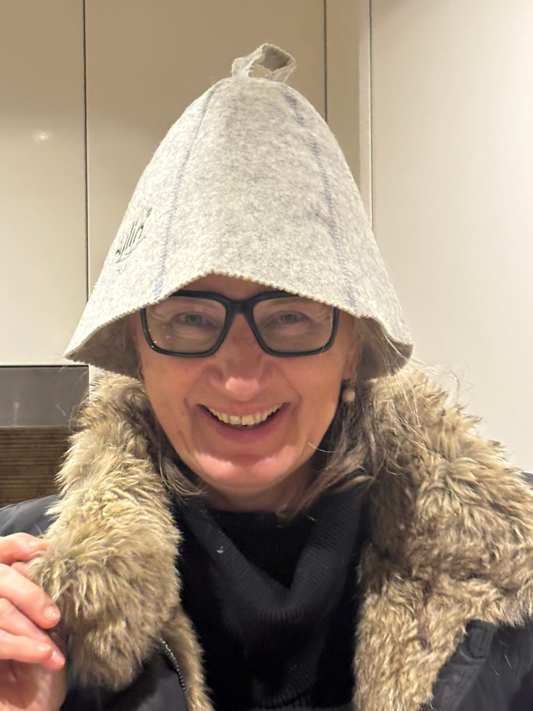 Customer photo review of Kylin Sauna Head Protection Wool Hat