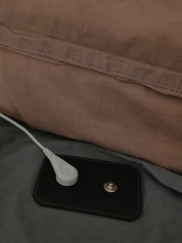 Customer photo review of Vakna Som Ditt Bästa Jag Med Vårt Grounding Lakan Set!