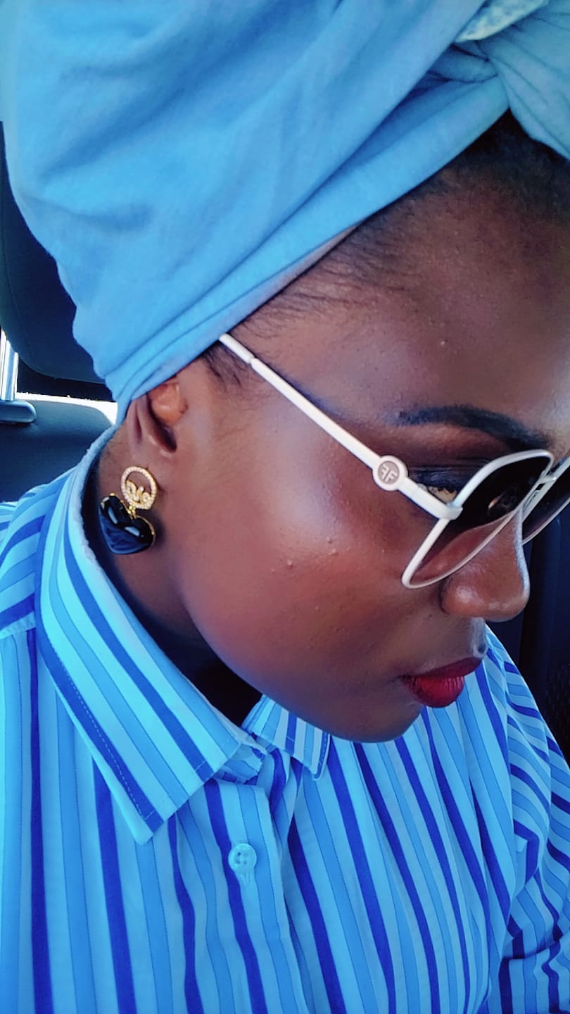Customer photo review of Black Era Adore Gold Earrings
