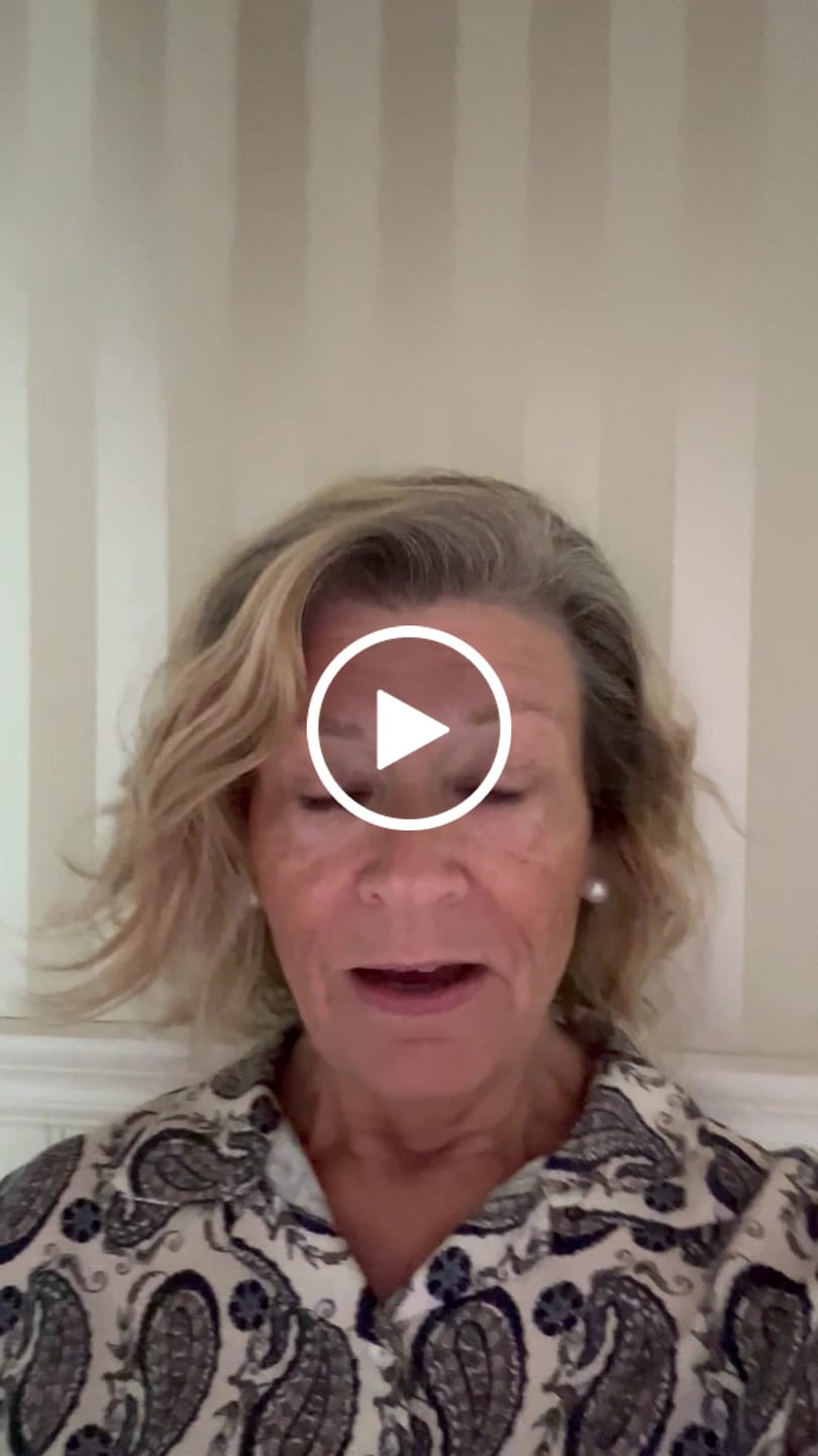 Customer video review of 12-in-1 Micro Infusion System: Advanced Kit for 12 Professional-Grade Treatments