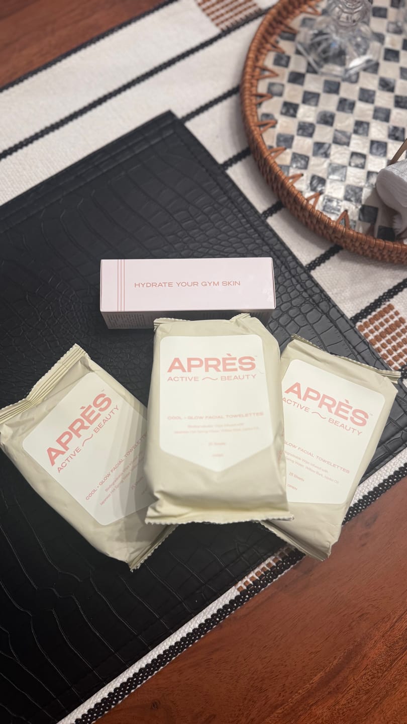 Customer photo review of Cool + Glow Facial Towelettes Trio Pack
