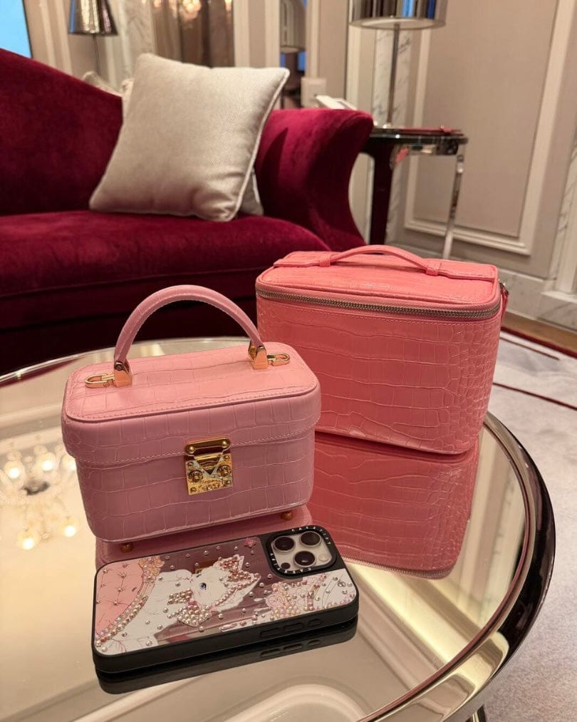 Customer photo review of Croc Vanity Case Pink