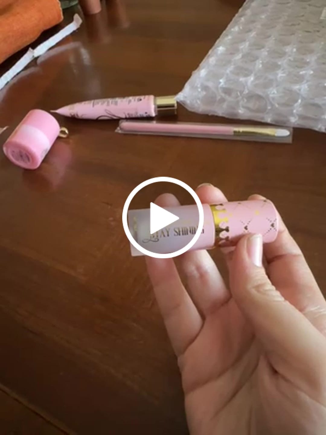 Customer video review of Stay Shining Lip Oil Mini