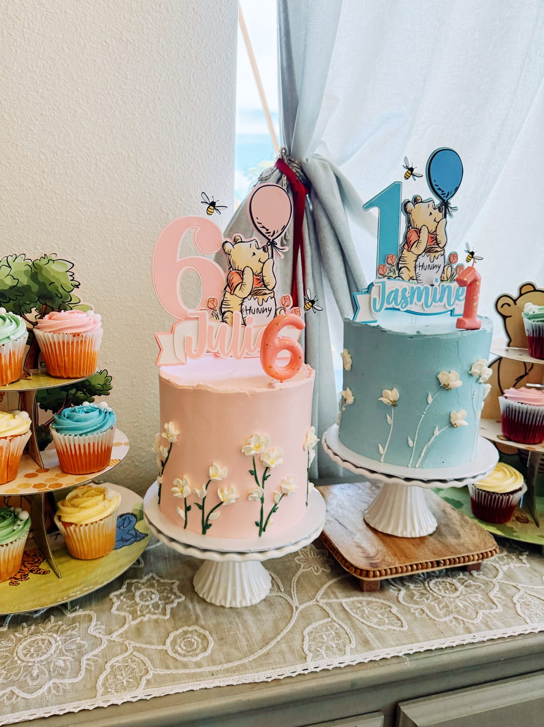 Customer photo review of Satin Petals Cutting Cake