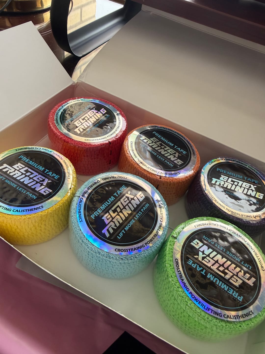 Customer photo review of Premium Tape Extra Adhesivo Pack 6