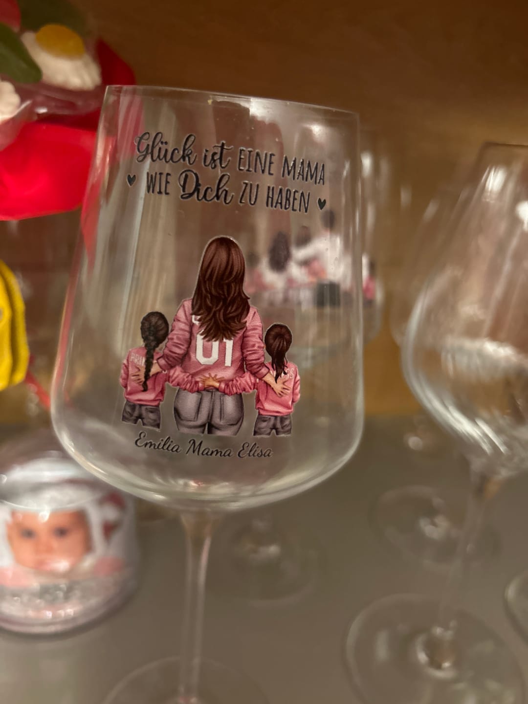 Customer photo review of Jeden Tag – Personalisiertes Weinglas für Papa zum Vatertag