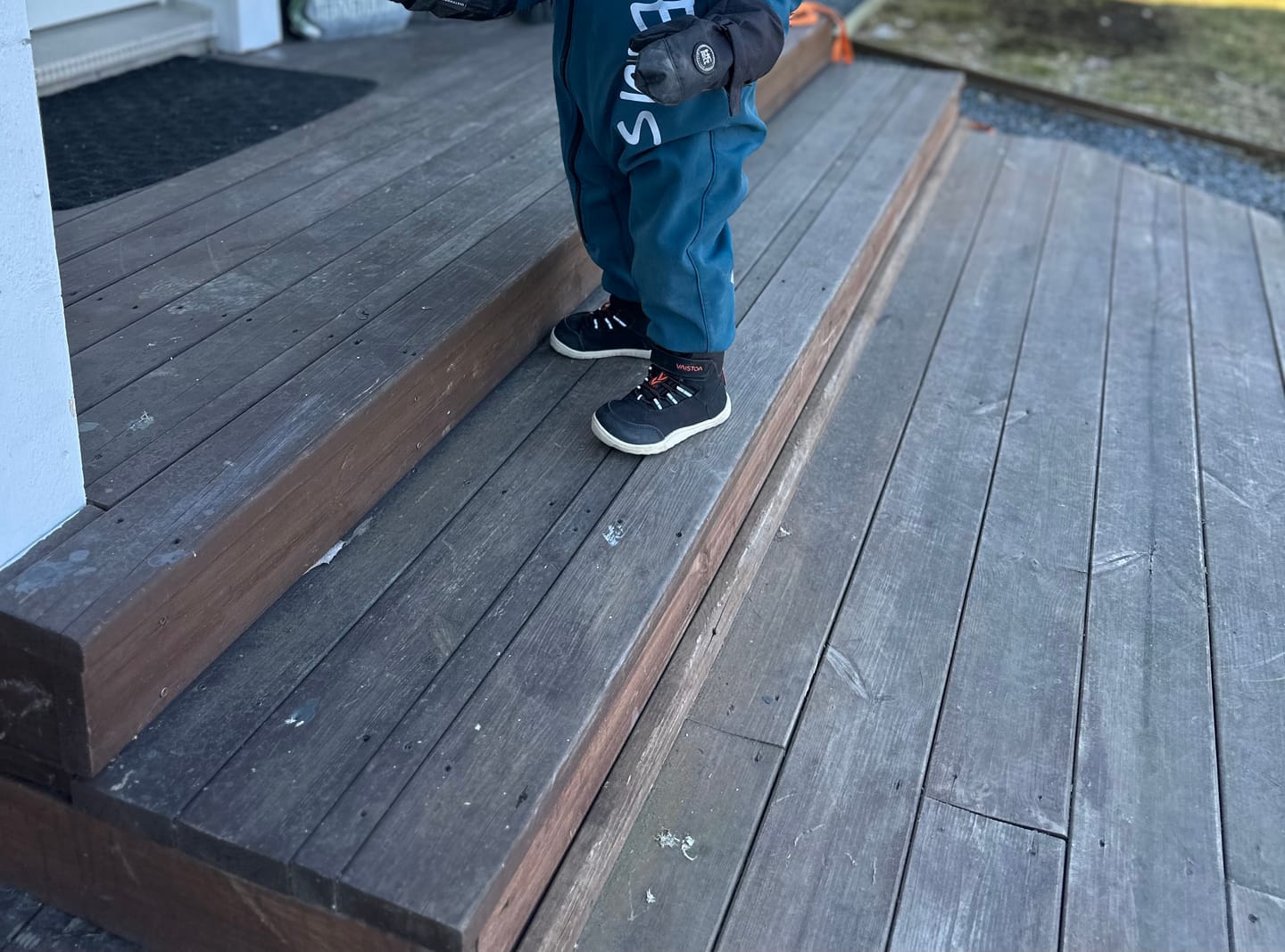Customer photo review of Vaistoa Kaste lasten vedenpitävät paljasjalkakengät