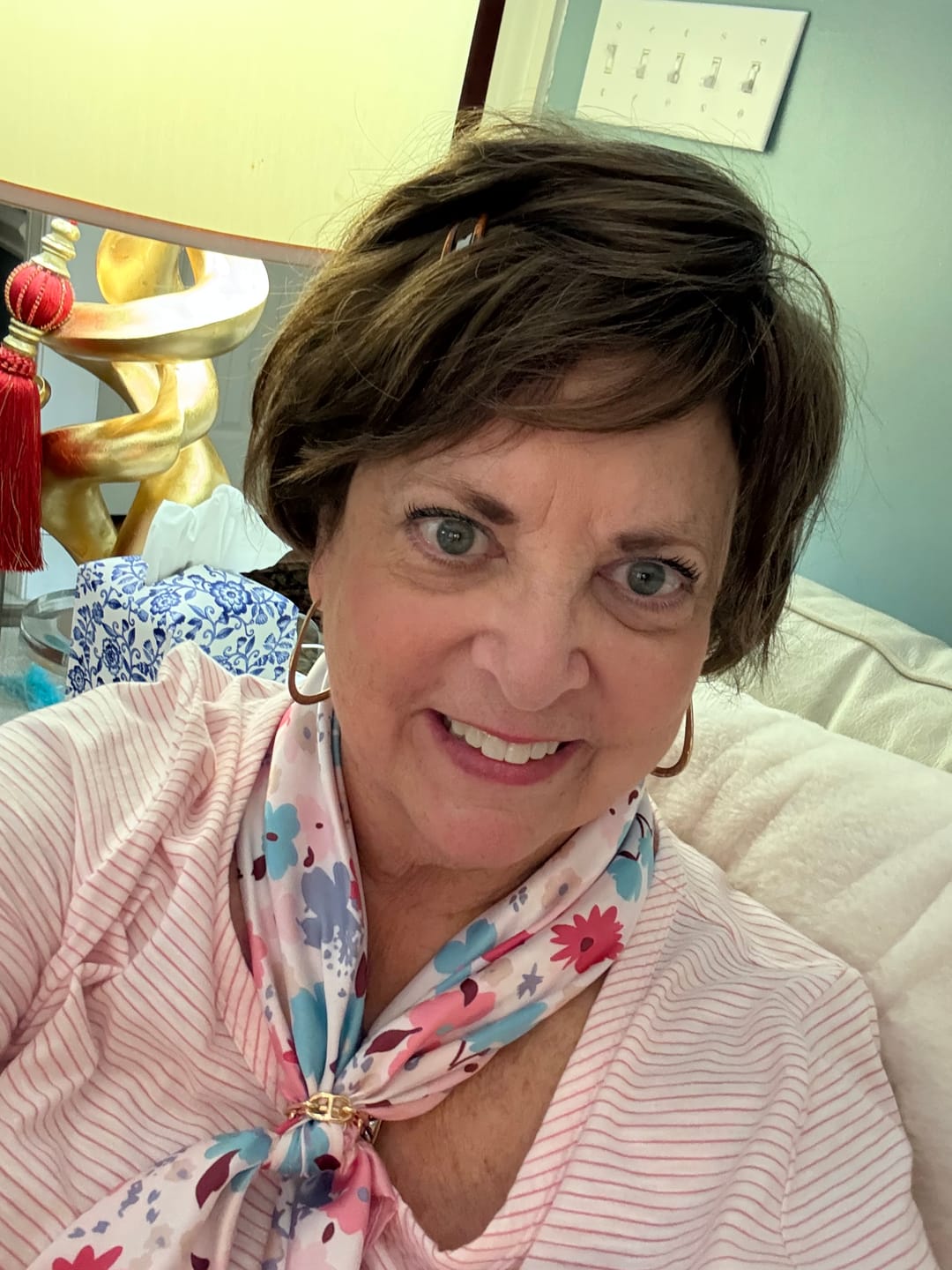 Customer photo review of Mila Full Volume Hair Topper