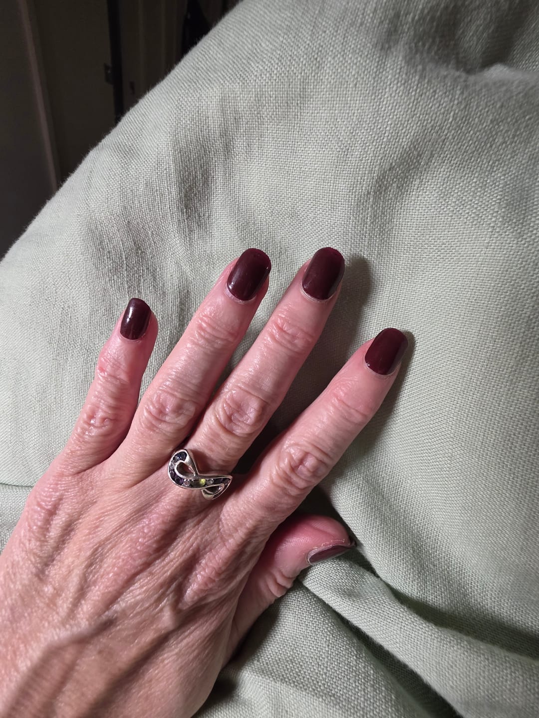Customer photo review of Sweet Cherry DIY Semicured Gel Nail Sticker Kit