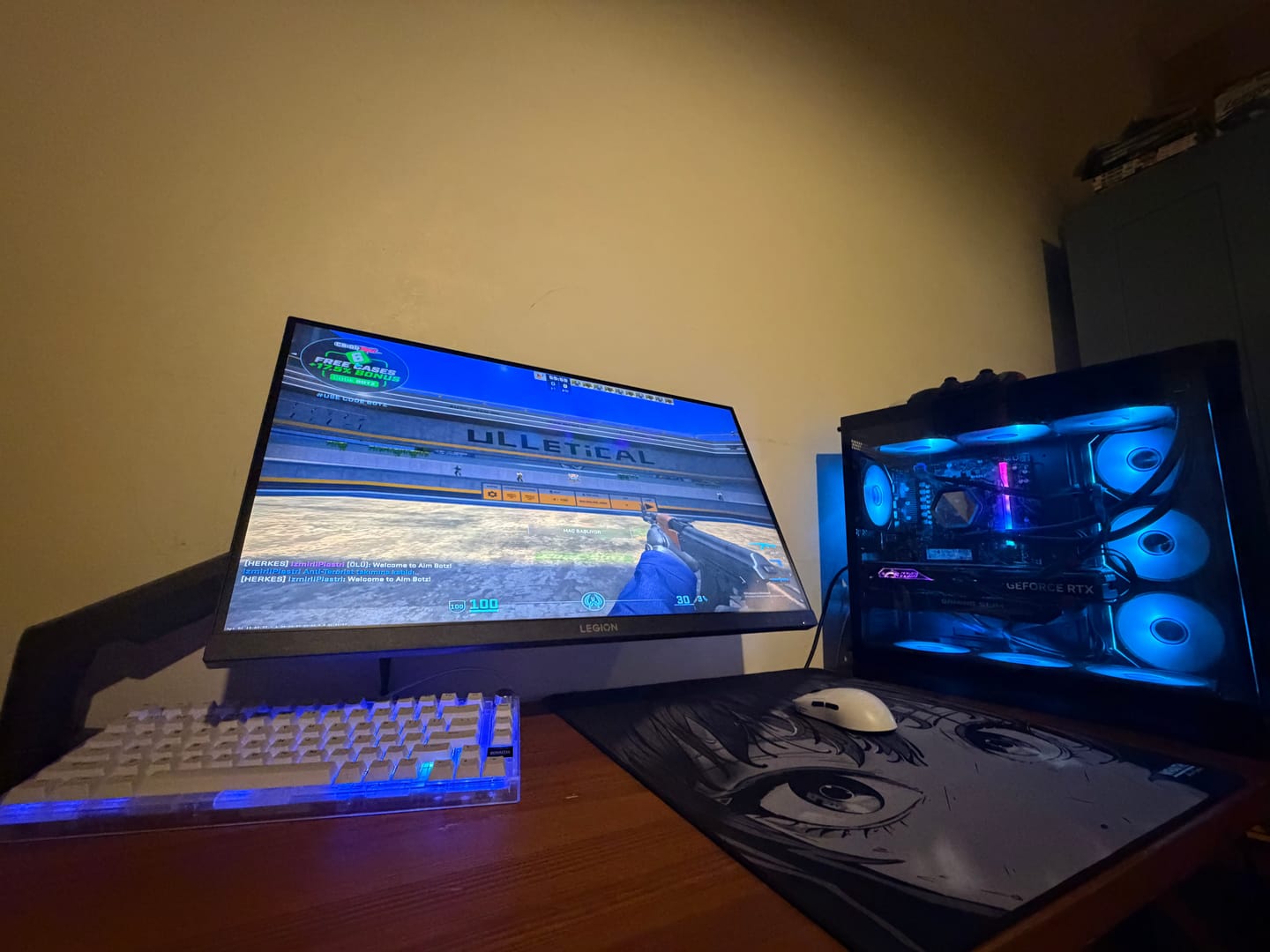 Customer photo review of Wraith Ace Series [Glimpse] Limited Edition Poron Mousepad