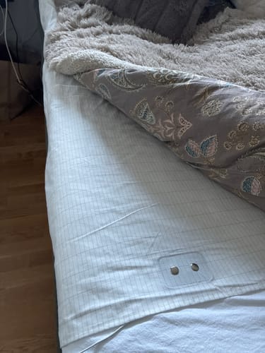 Customer photo review of Vakna Som Ditt Bästa Jag Med Vårt Grounding Lakan Set!