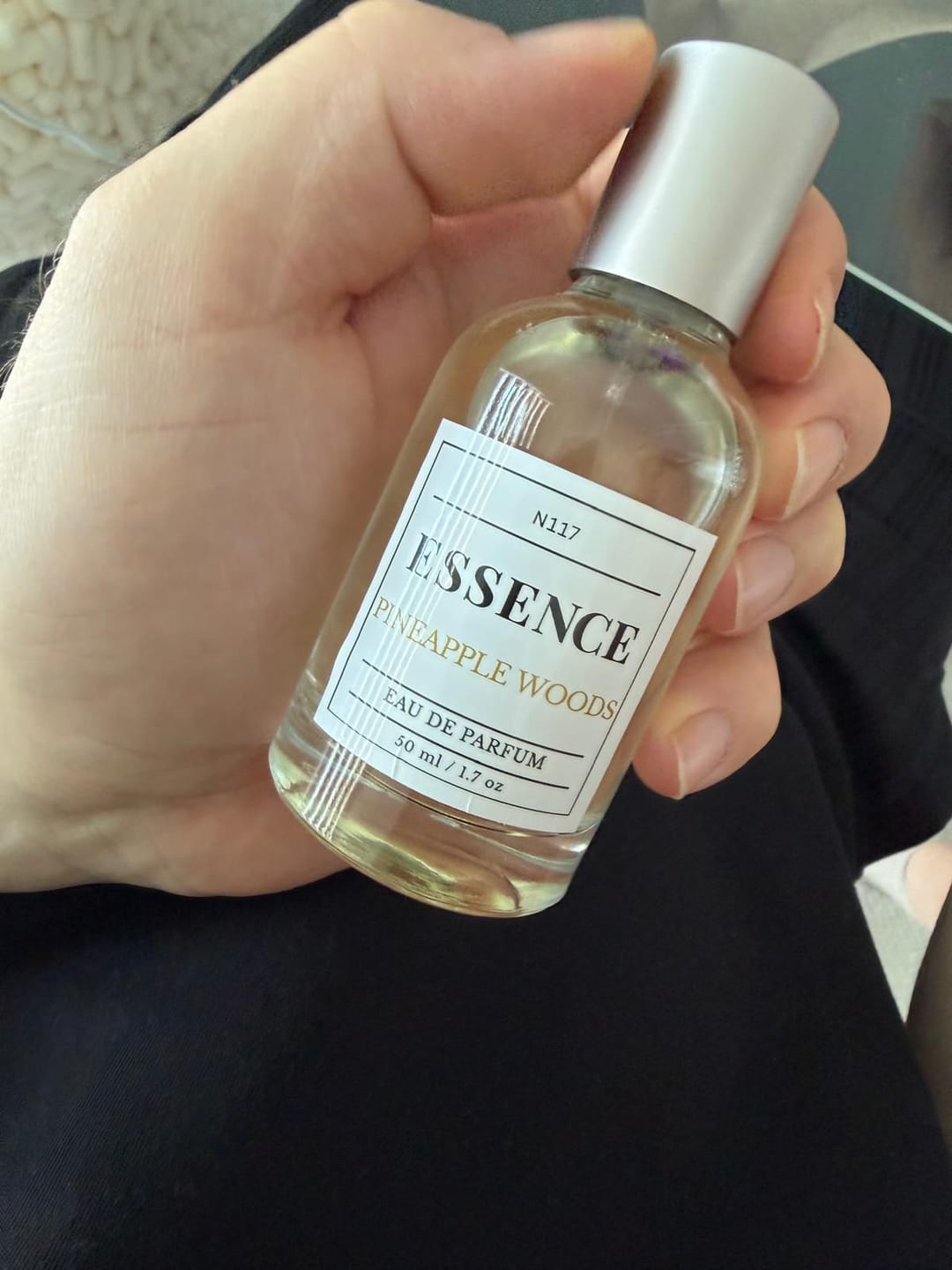 Customer photo review of Pineapple Woods