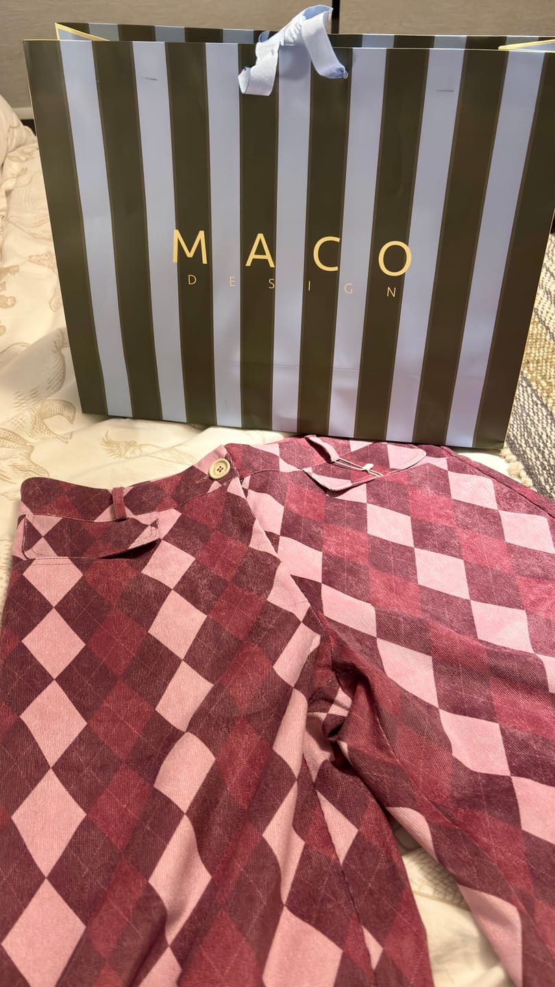 Customer photo review of Pantalón Lucena Rombos