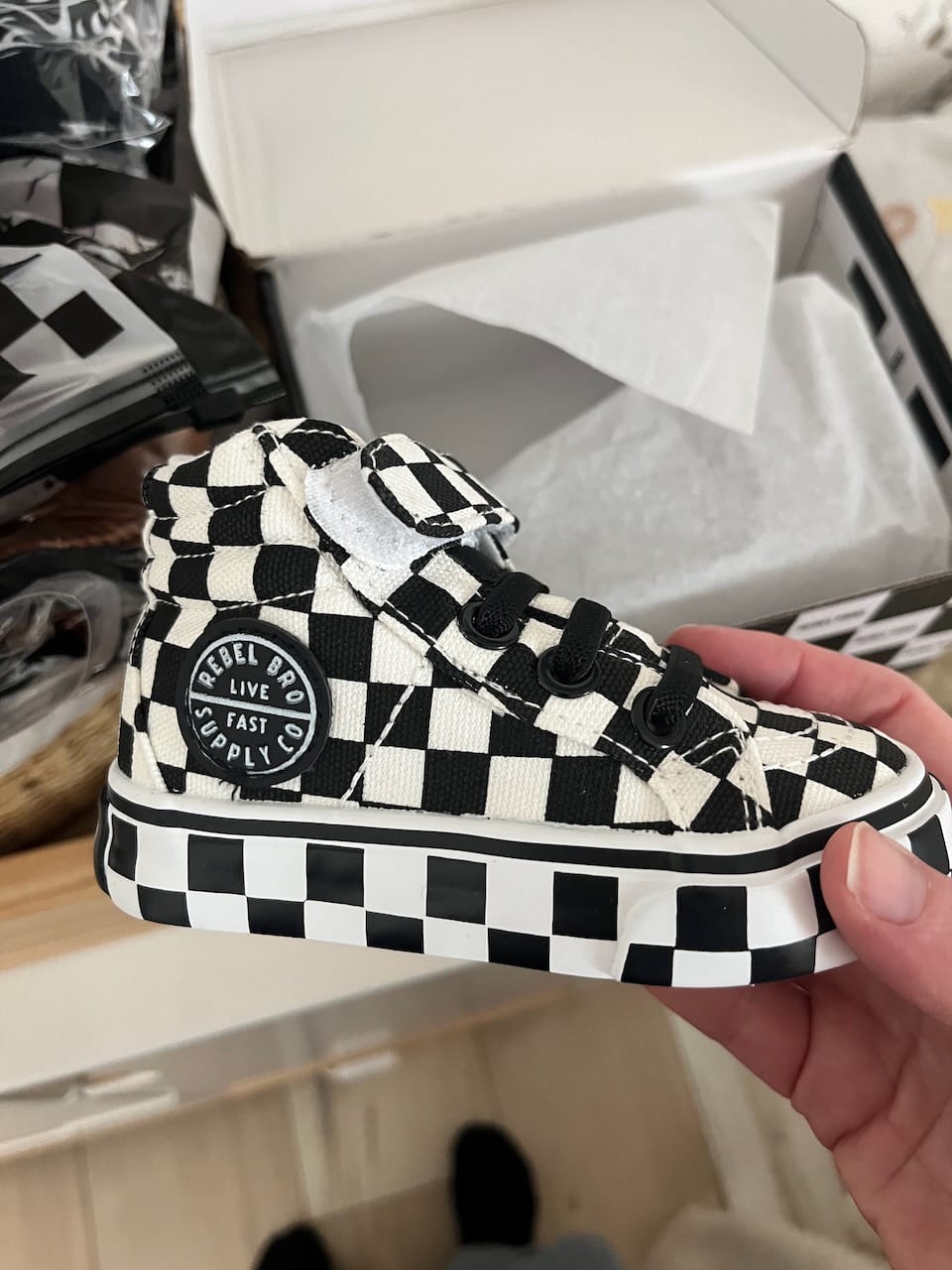 Customer photo review of SK8TR Hi-Top in Venice (PREORDER)
