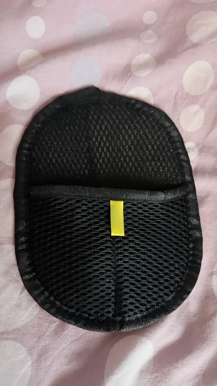 Customer photo review of Double-Sided Reusable Pet Hair Removal Gloves Static-Free Grooming Tools for Pets Efficient Carpet Fur Removal