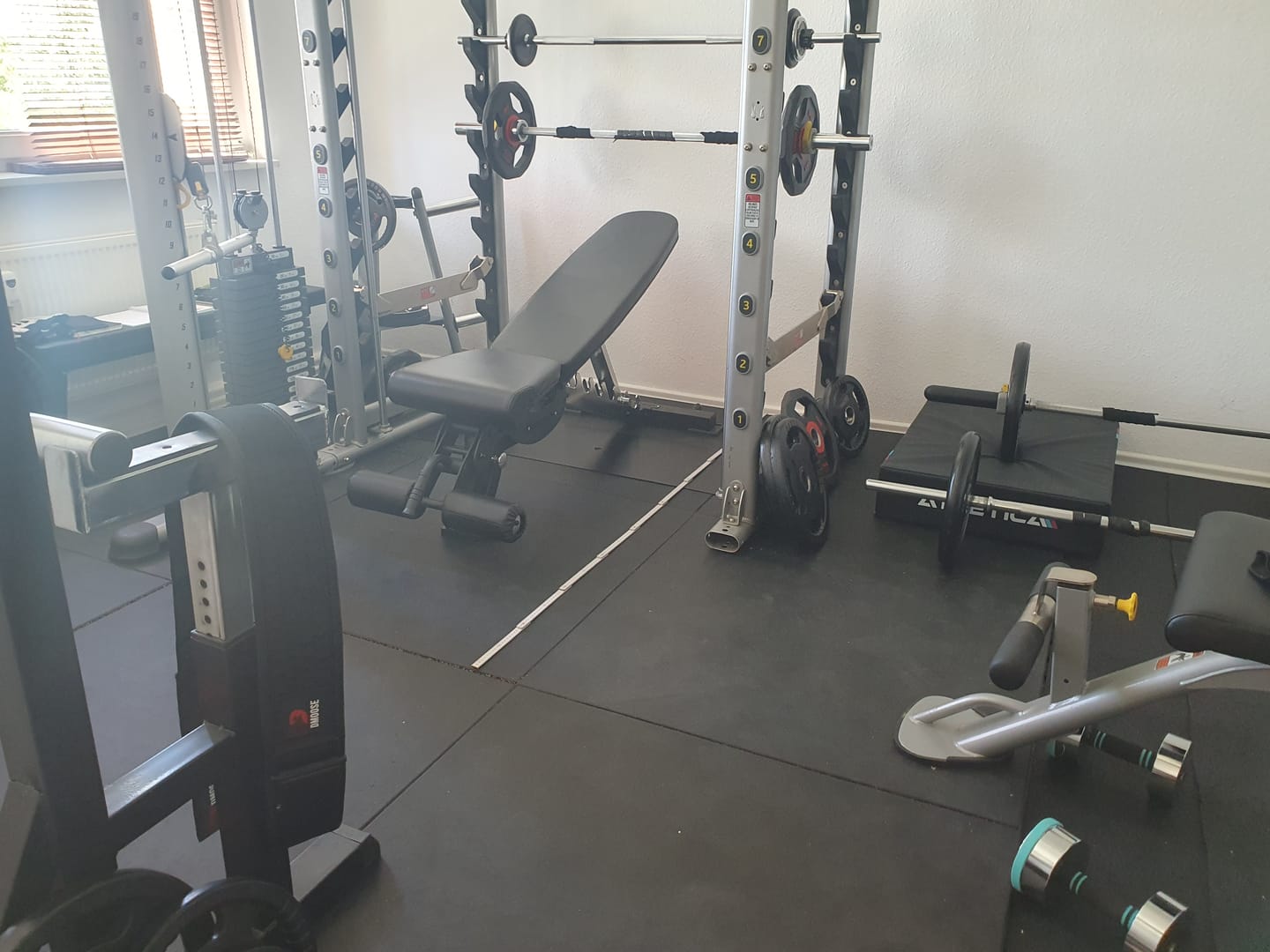Customer photo review of 1m² SolidProtect 20mm Bodenschutzmatte | 100x100cm