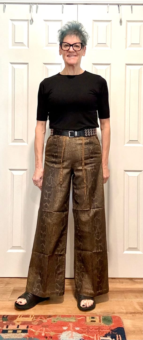 Customer photo review of Python Wide Leg Stretch Jeans, Boa