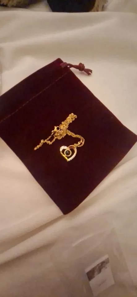 Customer photo review of Collar de proyección de fotos personalizado