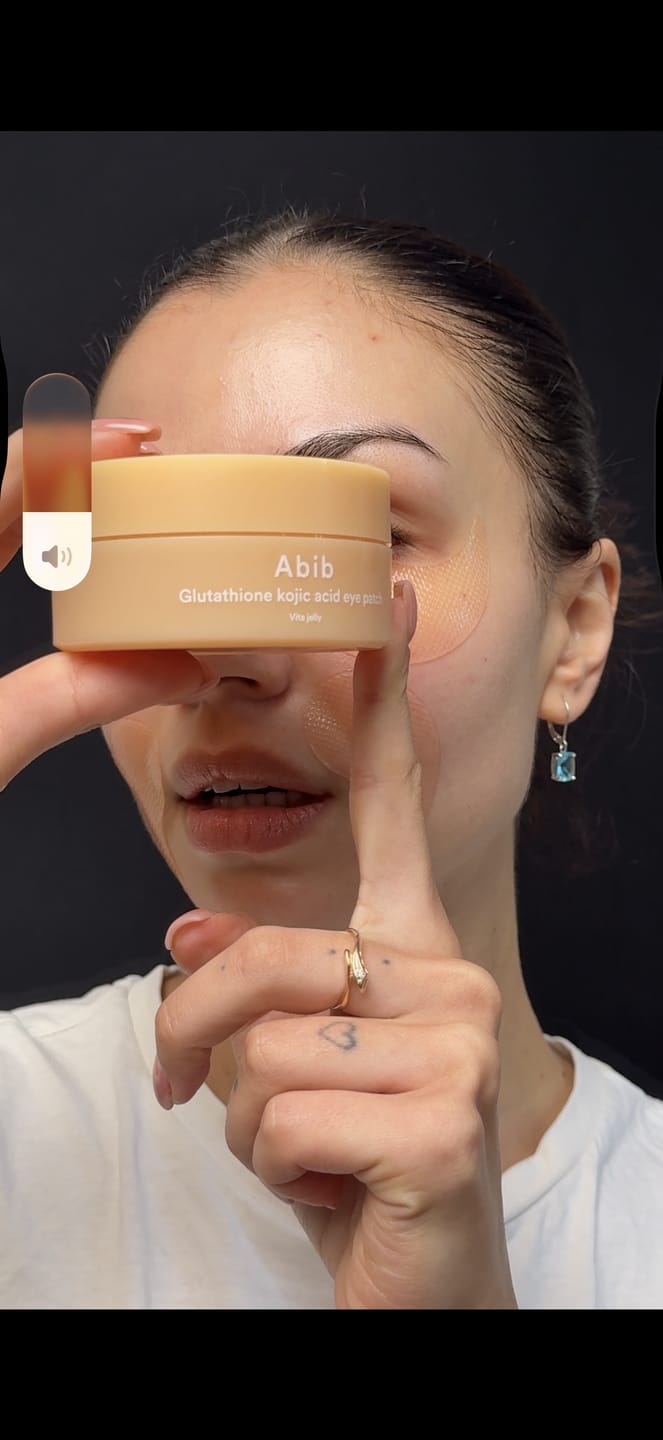 Customer photo review of Glutathione kojic acid eye patch Vita jelly