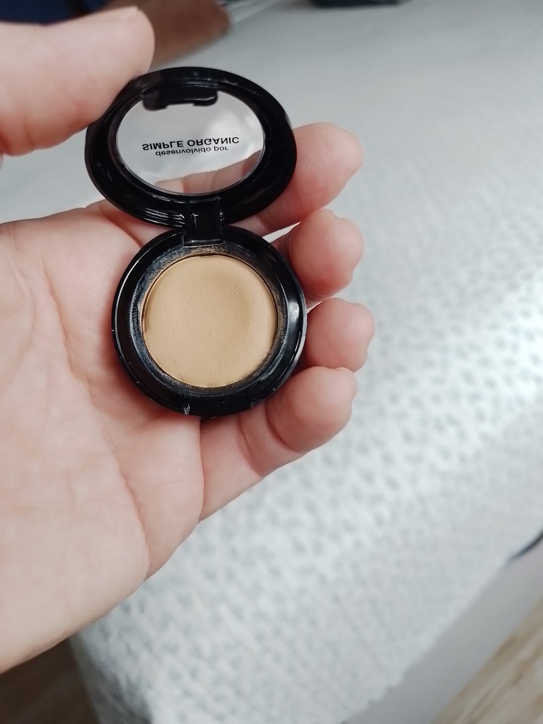 Customer photo review of Corretivo Sólido