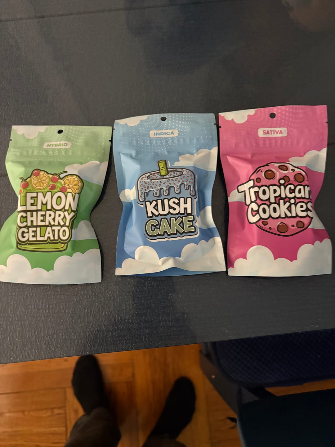 Customer photo review of Lemon Cherry Gelato - Pack of Pre-Rolls (10 Pack) - Hybrid