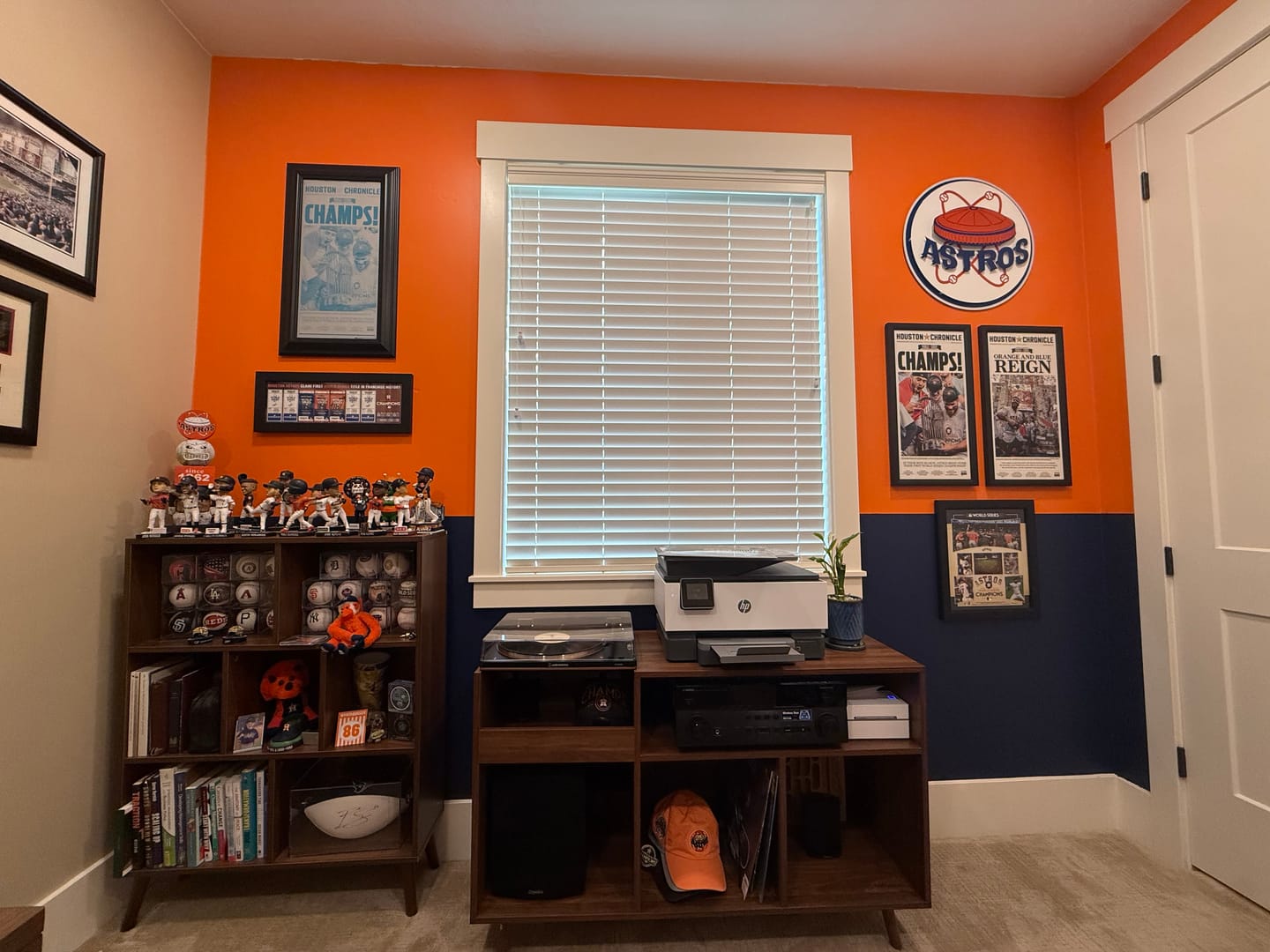 Customer photo review of Houston Astros Throwback "ASTRODOME 1972" 3D Vintage Metal Wall Art