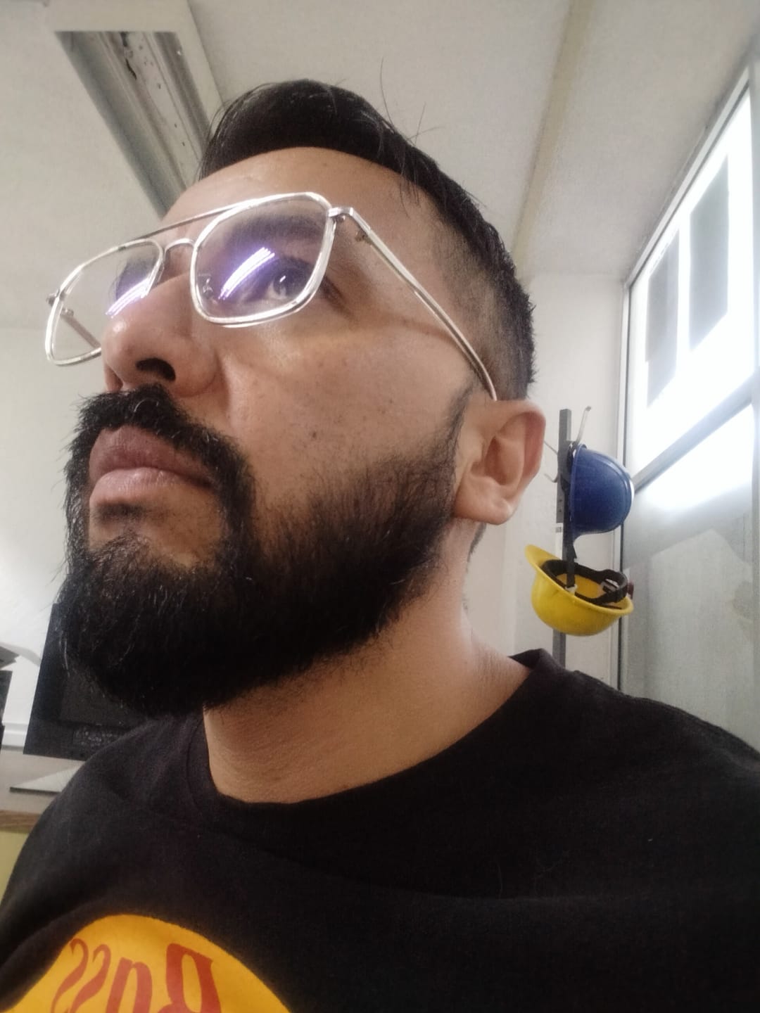 Customer photo review of Aceite Para Barba · Paquete De 3 Fragancias