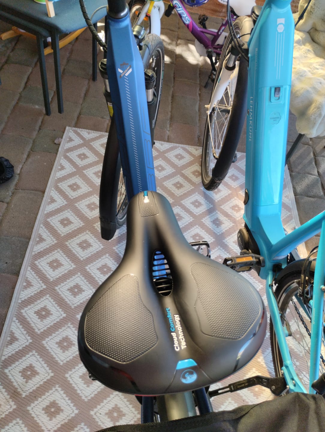 Customer photo review of CloudComfort Max