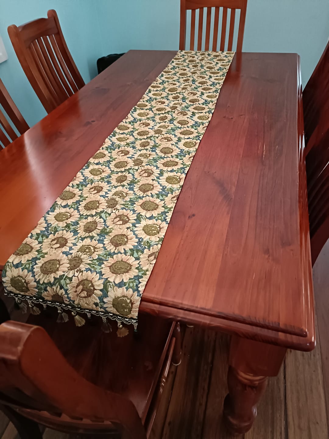 Customer photo review of Sunflower Love Table Runner