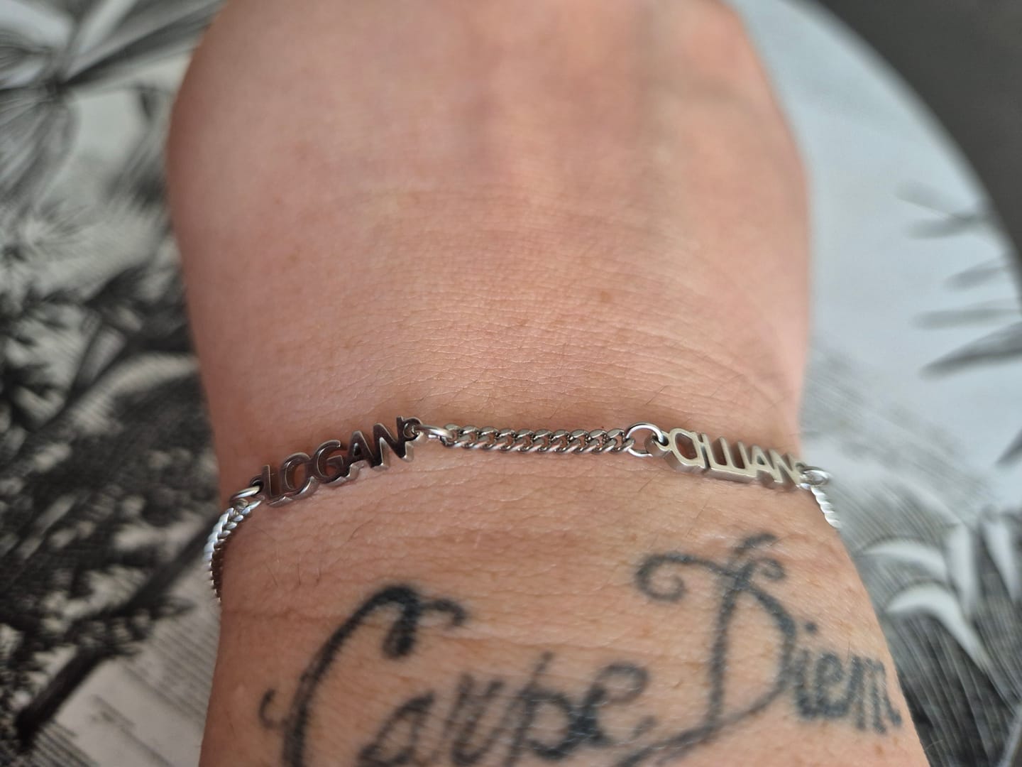Customer photo review of Bracelet personnalisé avec nom
