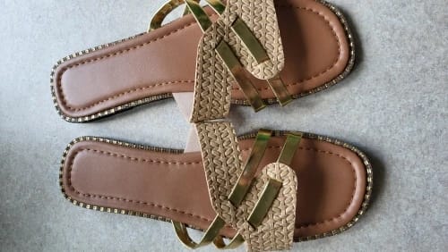 Customer photo review of Women's Slippers New Summer Style Braided Versatile Casual Sandals Soft Sole Women's Flip Flop Women's Sandals Zapatos De Mujer