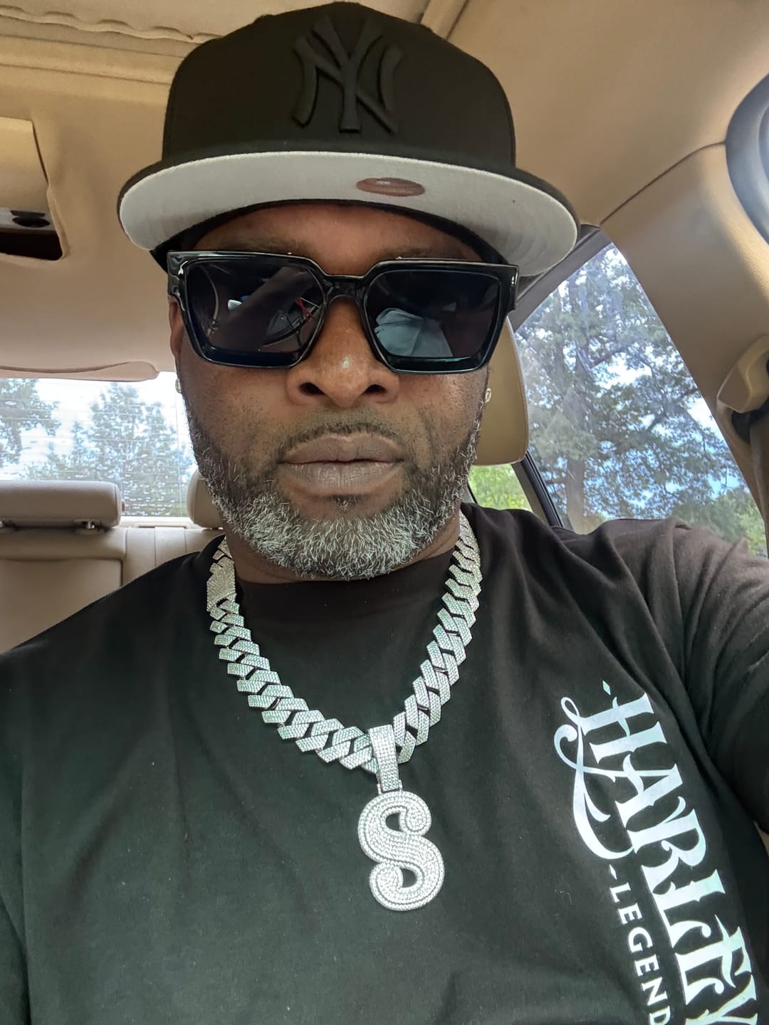 Customer photo review of 20mm Prong Cuban Chain