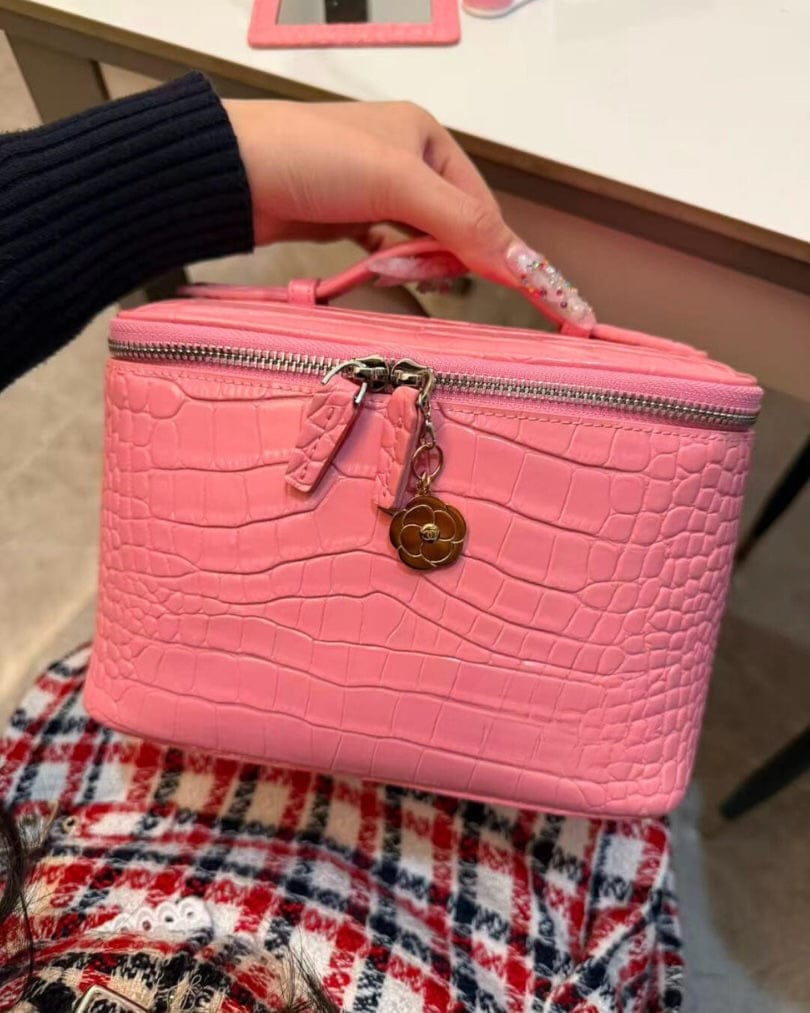 Customer photo review of Croc Vanity Case Pink