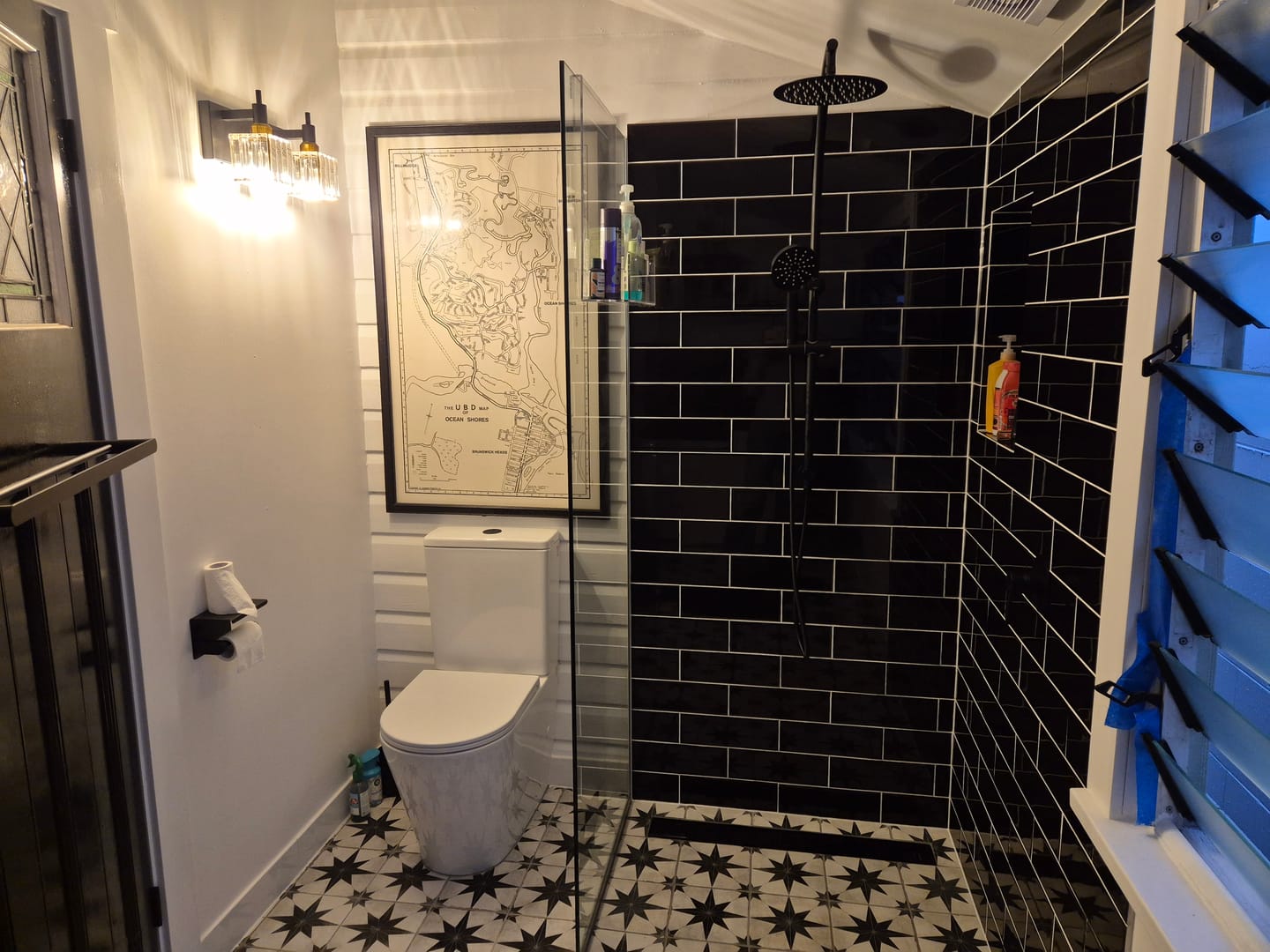 Customer photo review of Modern Luxury Bathroom Crystal Wall Light