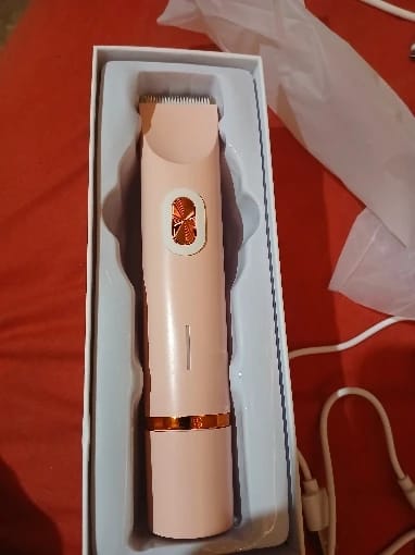 Customer photo review of SANUVIA - Depiladora Íntima 2 en 1