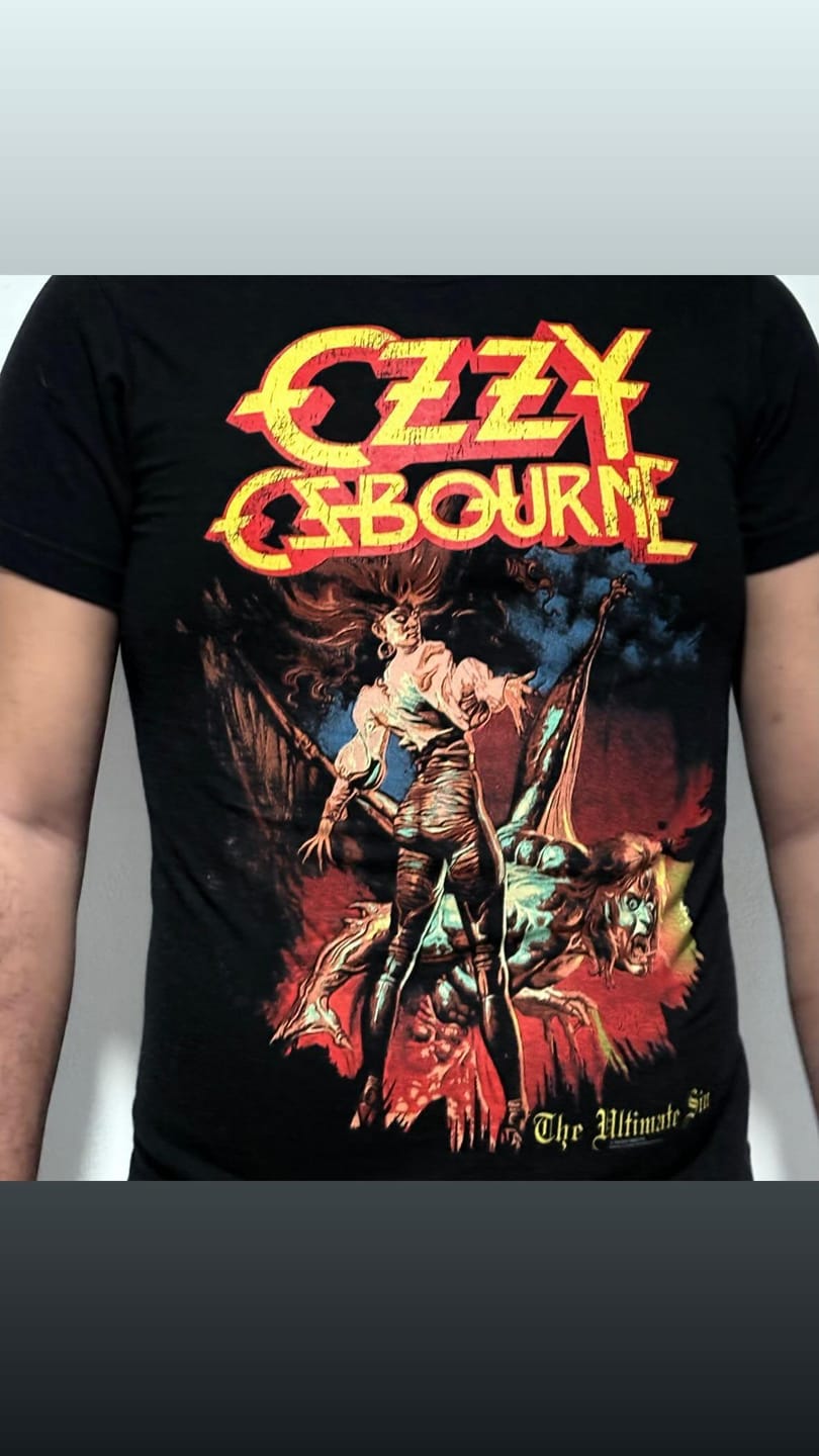 Customer photo review of Ozzy Osbourne - The Ultimate Sin - Shortsleeve Shirt