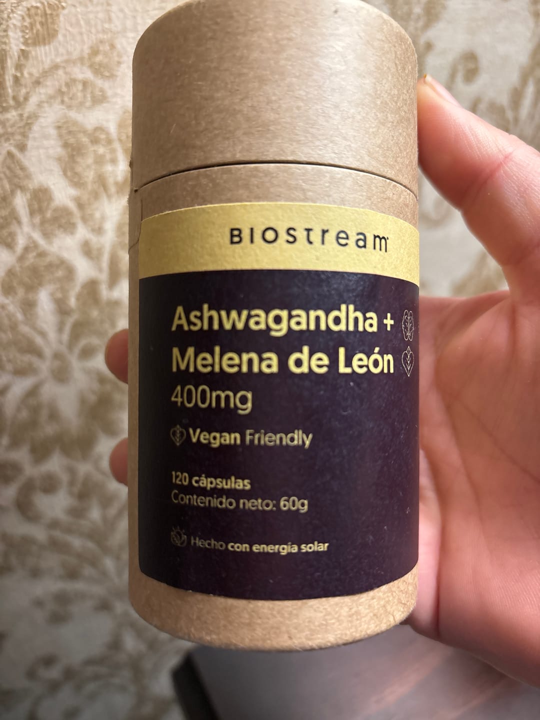 Customer photo review of Ashwagandha + Melena de león 400mg 120 cápsulas Vegana