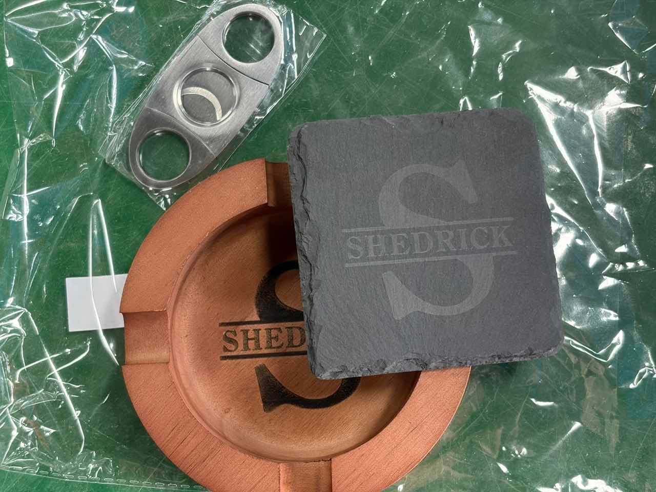 Customer photo review of Personalized Name Walnut Cigar Ash Tray for Dad,Grandpa,Boyfriend,Friend