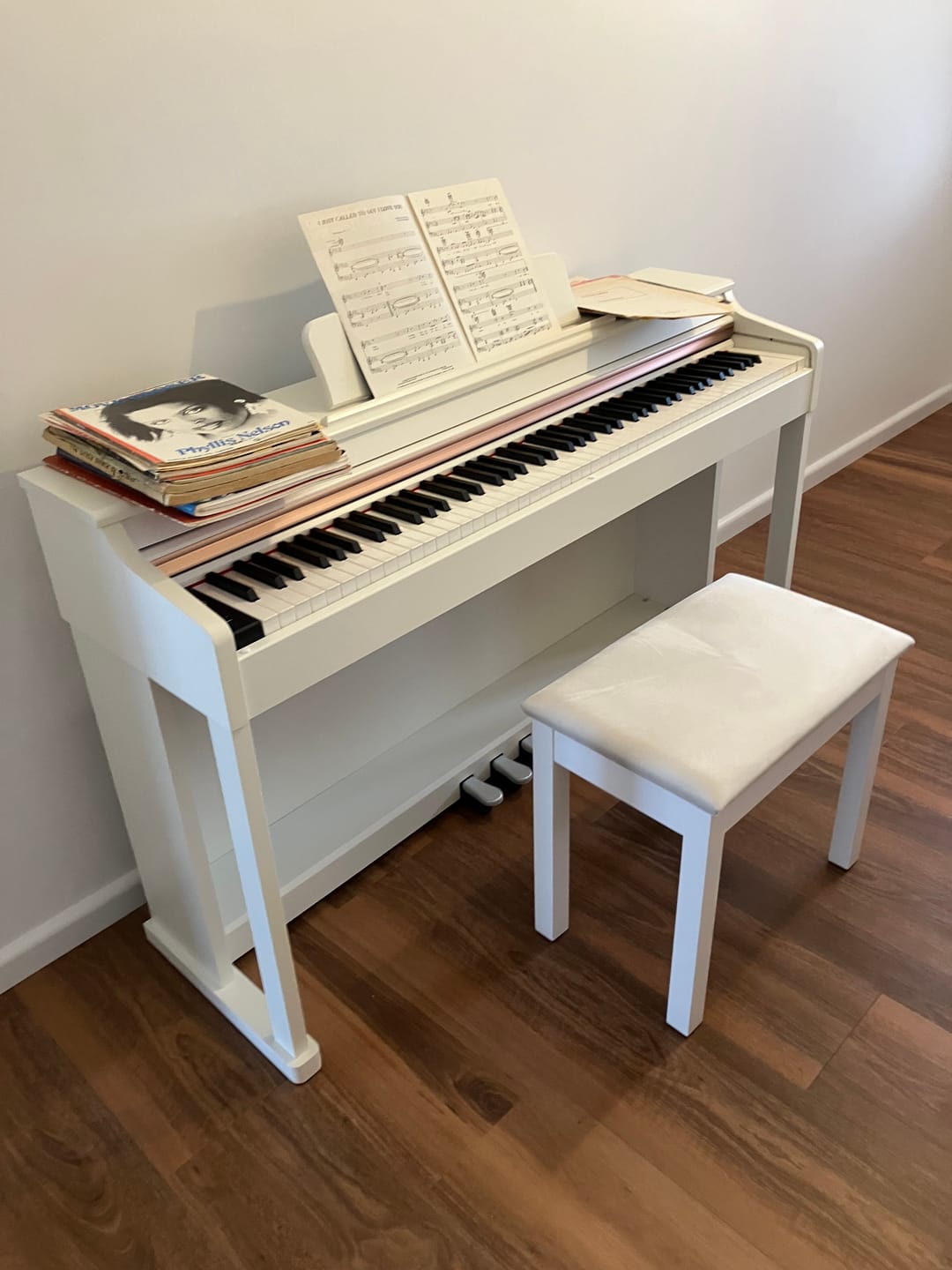 Customer photo review of Donner DDP-100 Fully Weighted Digital Piano