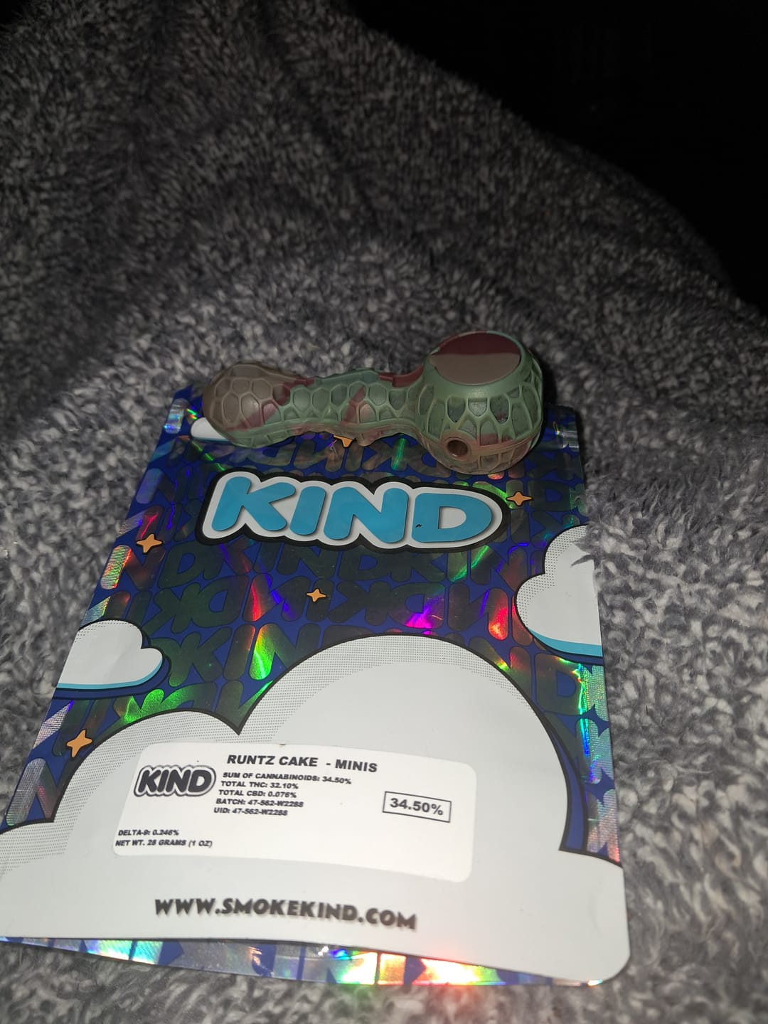 Customer photo review of Runtz Cake - Minis - 28 Grams - Hybrid