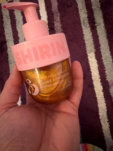 Customer photo review of Shimmering Body Oil Glazed Strawberry Butter Cream