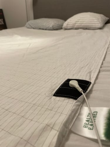 Customer photo review of Vakna Som Ditt Bästa Jag Med Vårt Grounding Lakan Set!