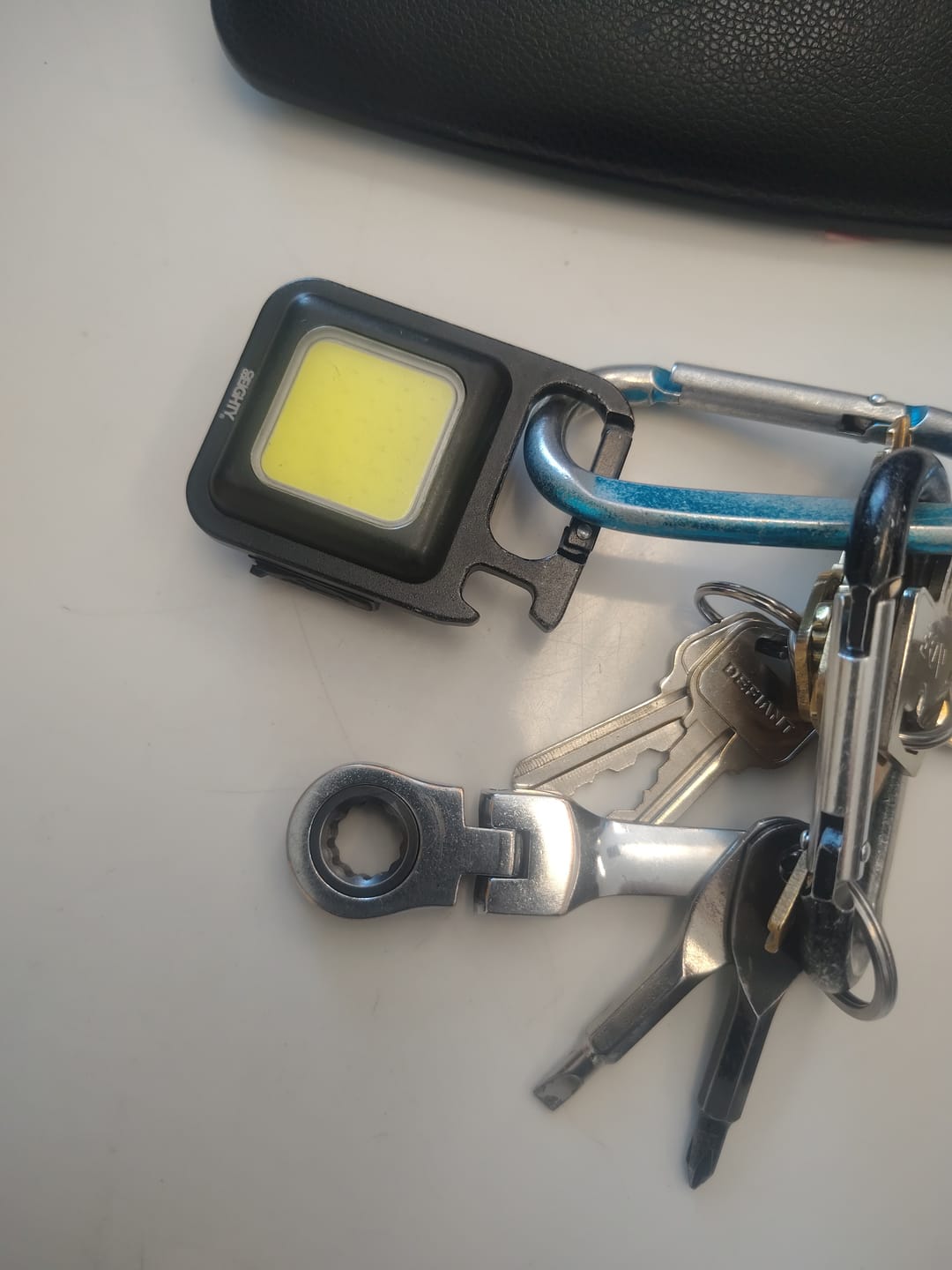 Customer photo review of 80Eighty® Mini 3-1 Flashlight Keychain
