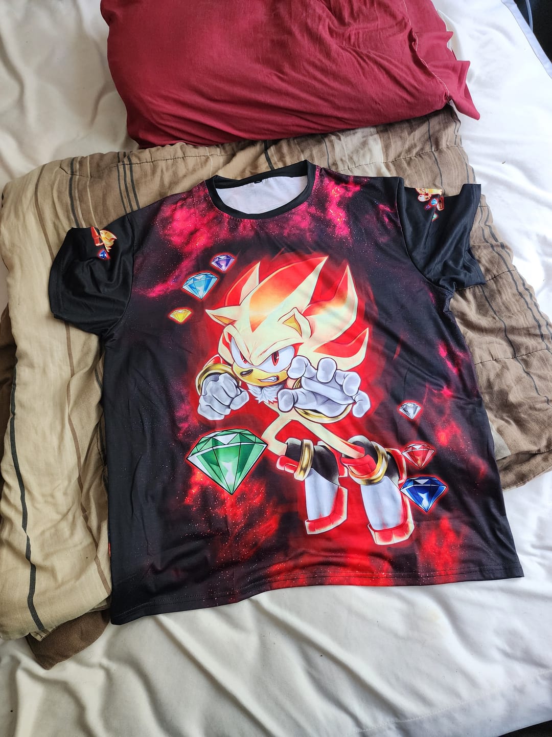 Customer photo review of Sonic Super Shadow Chaos Emeralds Video Game All Over Printed T-shirt Tank Top Zip Hoodie Pullover Hoodie Hawaiian Shirt Beach Shorts Joggers