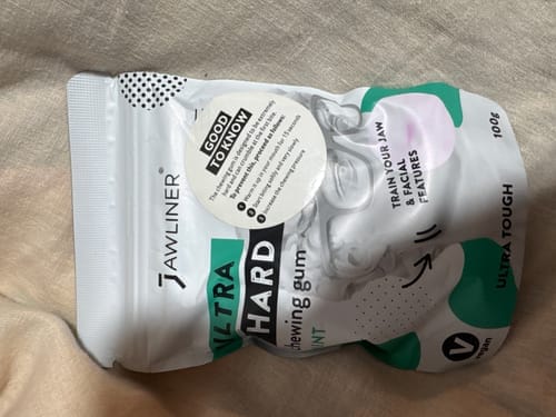 Customer photo review of JAWLINER® Fitness Chewing Gum Variety Pack