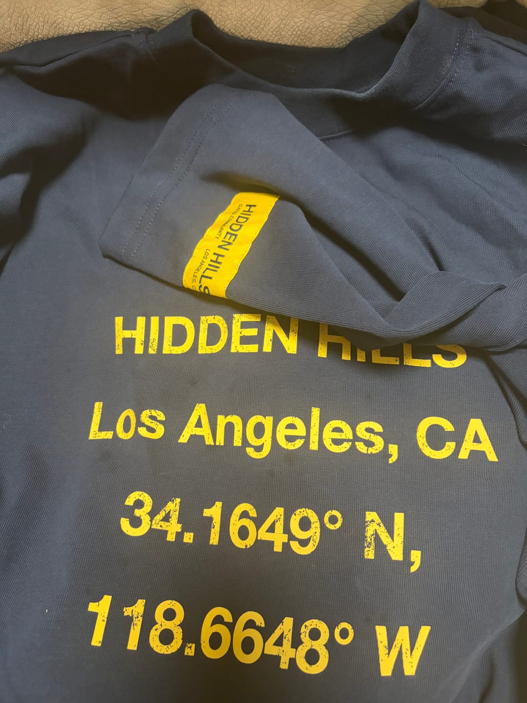 Customer photo review of VINTAGE LOGO LONGSLEEVE T-SHIRT AMBER/NAVY