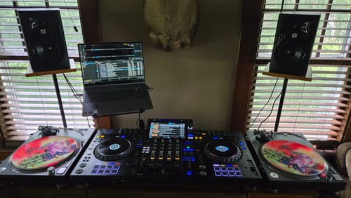 Customer photo review of AlphaTheta XDJ-AZ 4-Channel Pro All-In-One DJ AlphaTheta Controller