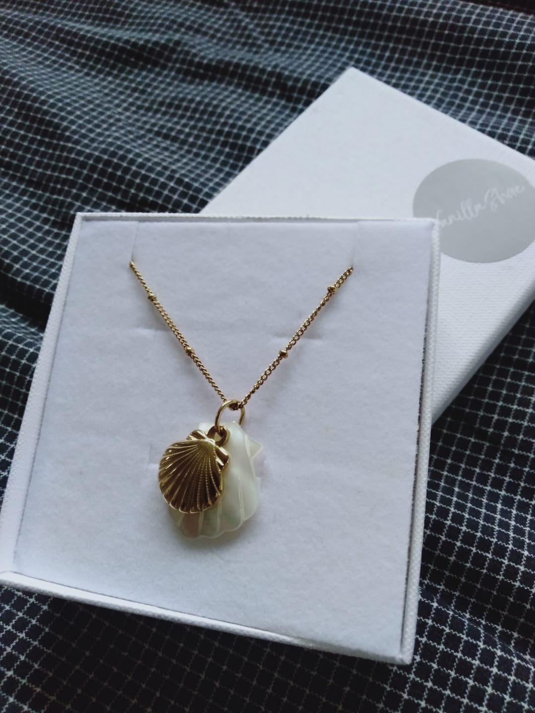 Customer photo review of Saltwater Shell Necklace
