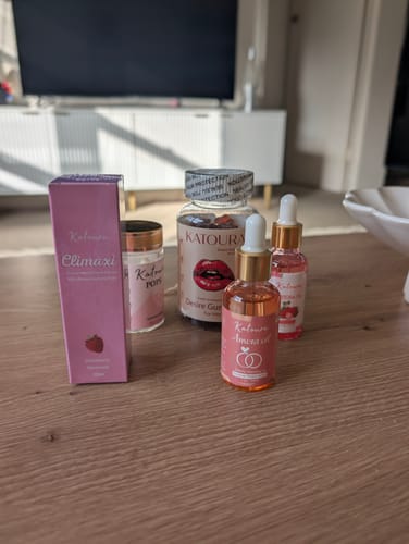 Customer photo review of Wild in Bed Combo