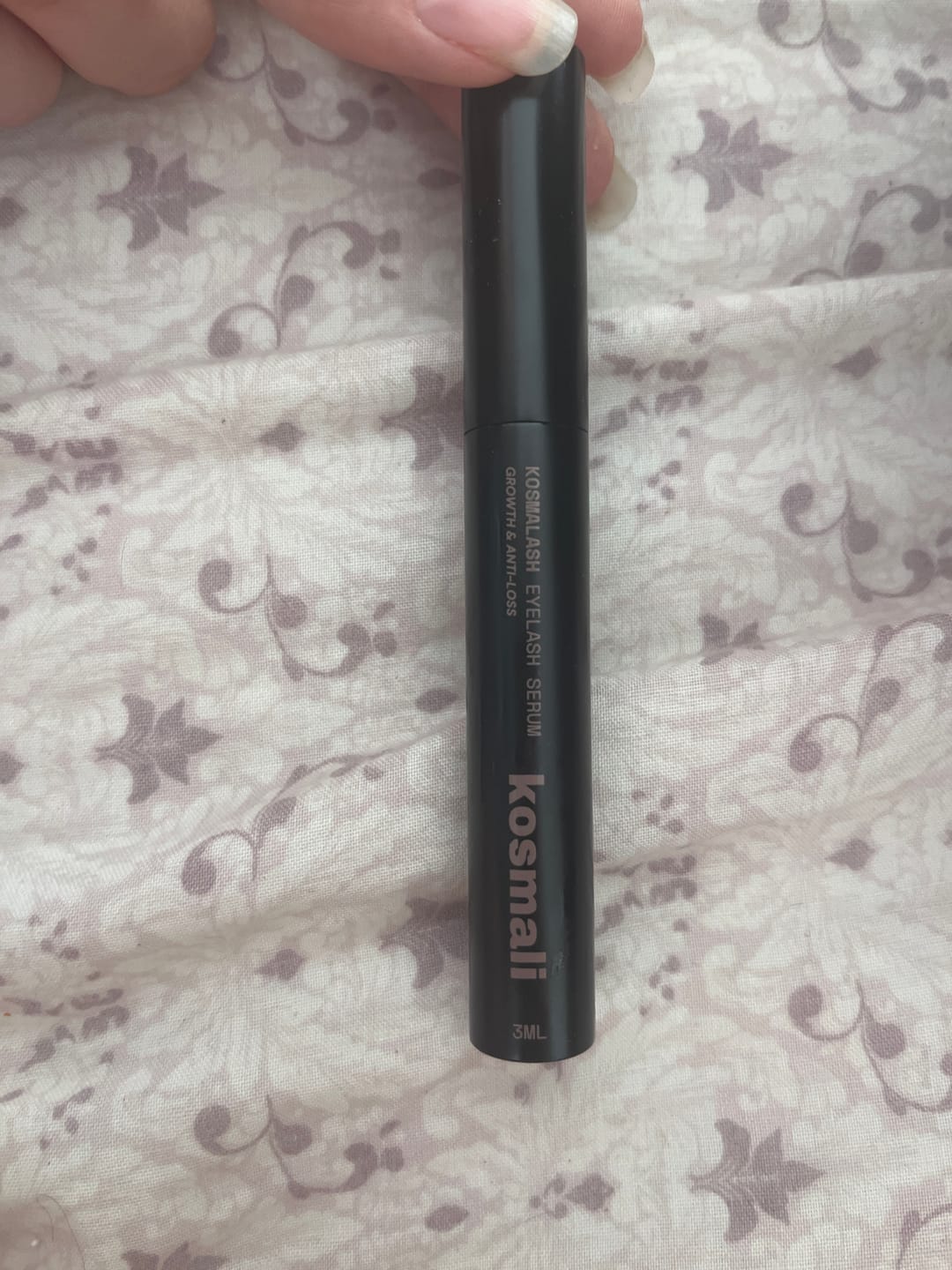 Customer photo review of KosmaLash® | Sérum Crecimiento & Anticaída
